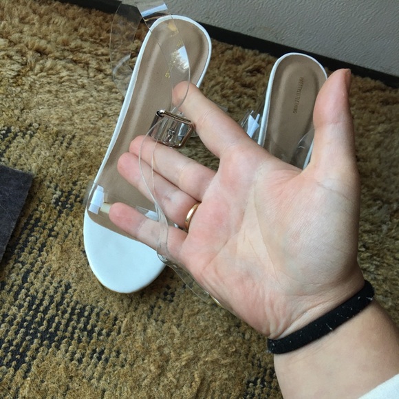 Women’s PrettyLittleThing nude clear block heel sandal - Picture 8 of 16